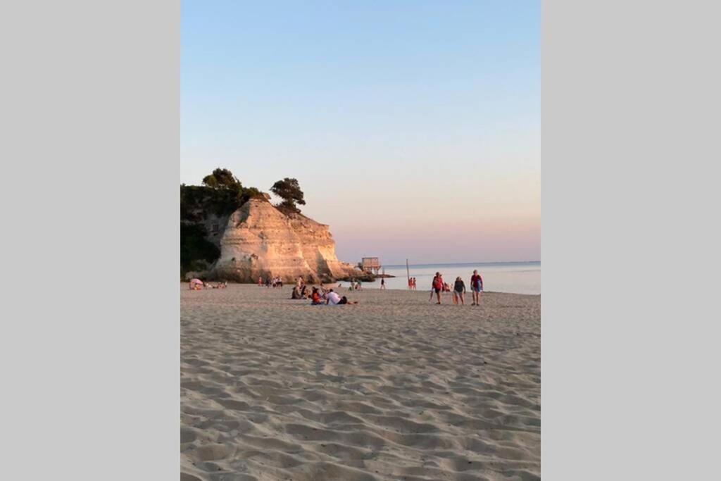 Maison au coeur de Meschers - proche des plages Extérieur photo